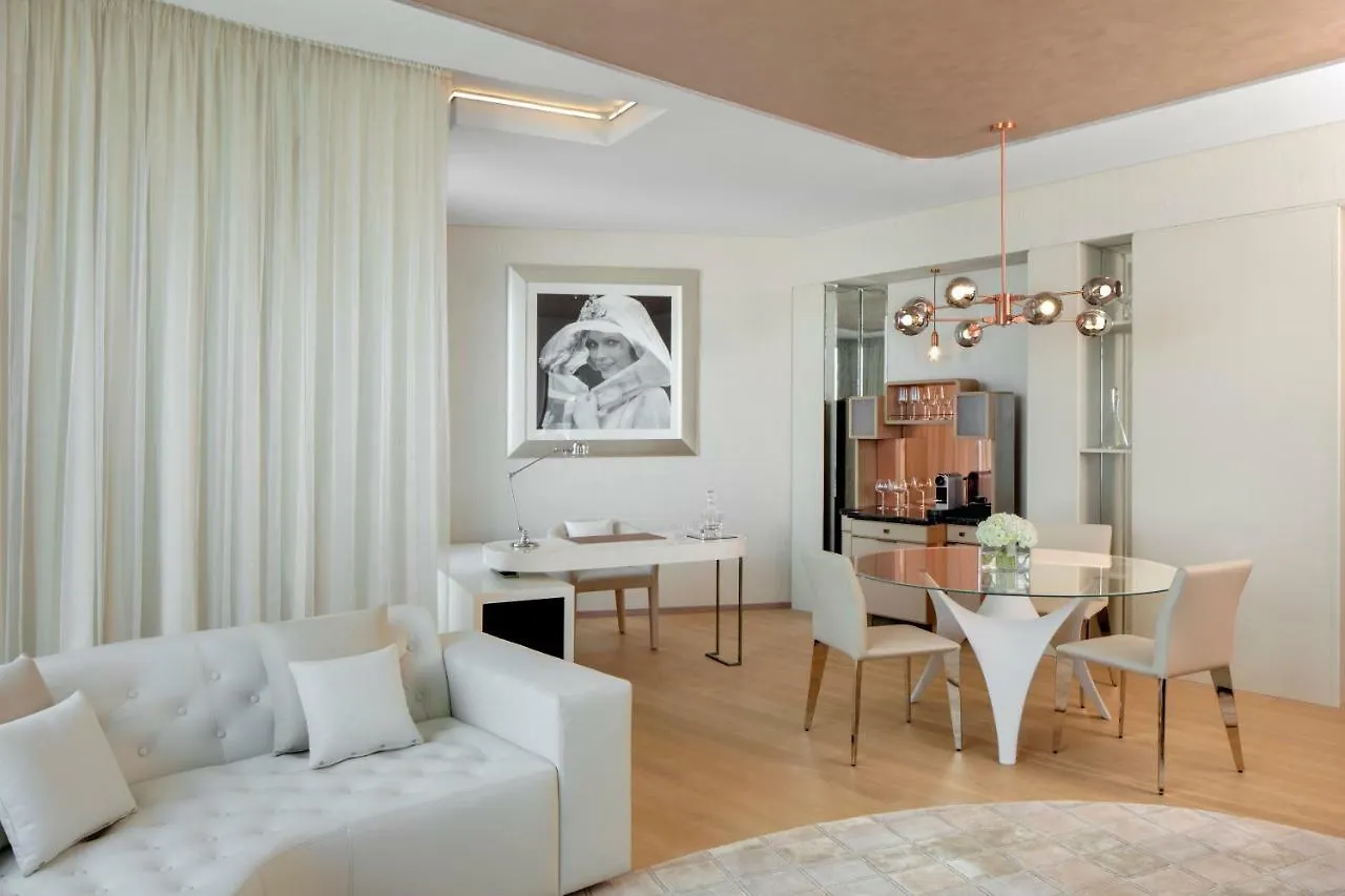 Paramount Hotel Ντουμπάι